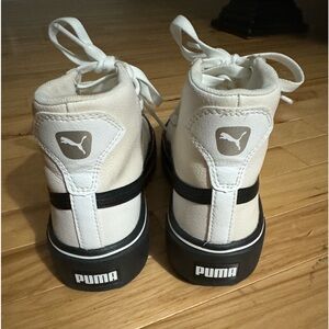 Puma Kaia Mid Top White with Black Women’s Sneakers 2.0
